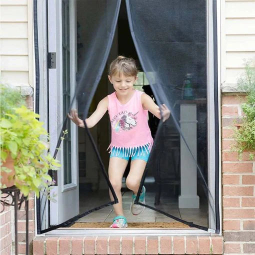 Hands Free Magnetic Screen Door , Curtain Keeps Bugs Out